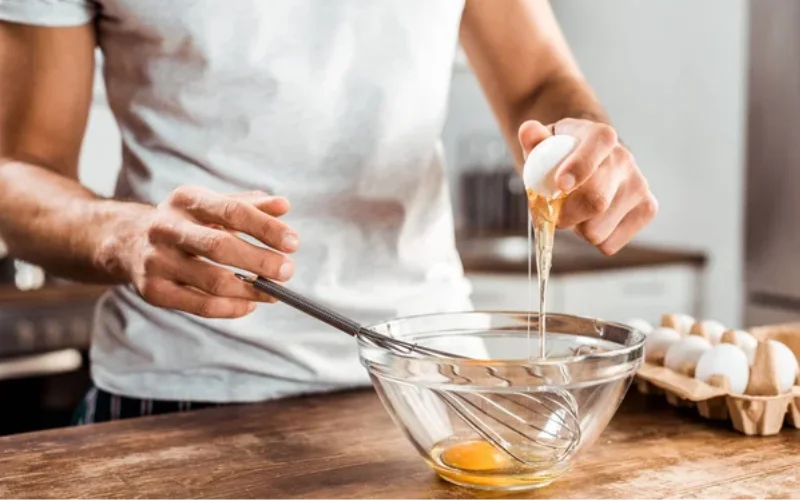Ovos na Dieta: Mitos, Verdades e o Impacto dos Preços no Brasil
