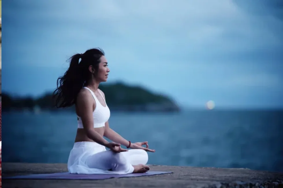 Yoga : 3 Posturas para Relaxar e Encontrar Equilíbrio