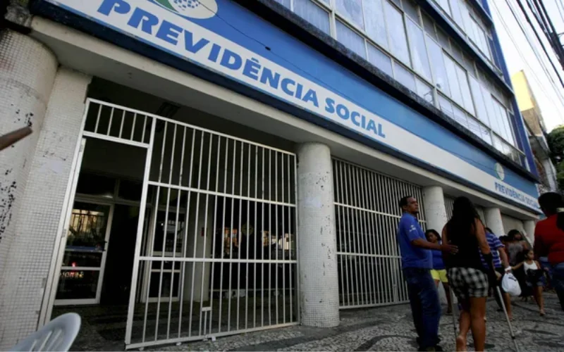 O Envelhecimento Populacional -Impactos Econômicos e Sociais